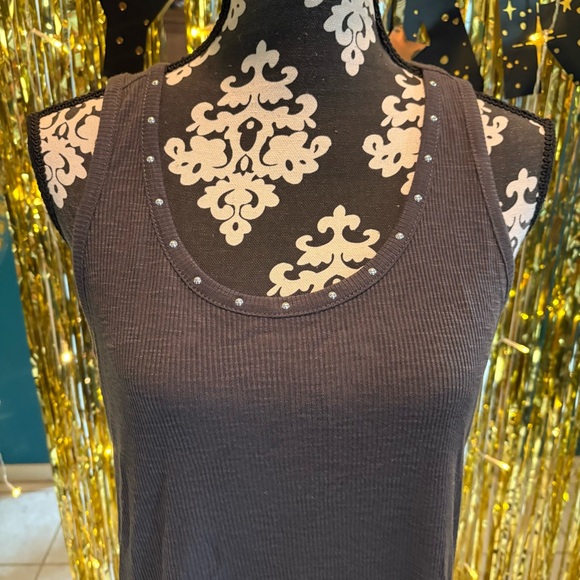 Maurices Tops - Maurices Grey Studded Rivet Tank Top Size Medium EUC Casual Sexy 2022 Rockstar M